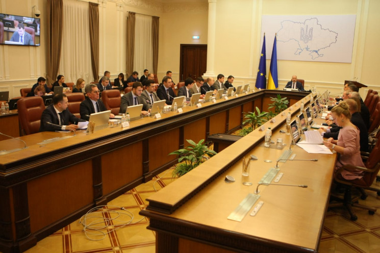 В Украине хотят упростить закупку вакцин от COVID-19: Все подробности