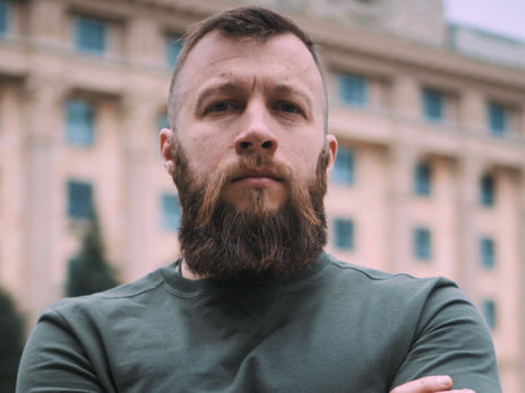 В “Нацкорпусе” обвинили СБУ в давлении на жену одного из арестованных активистов