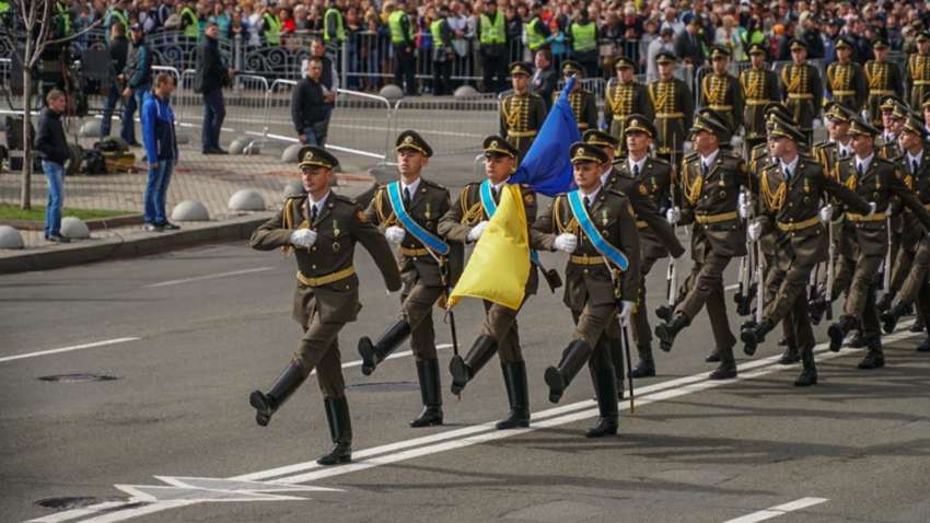 Зачем Украине нужны торжественные военные парады — мнение эксперта