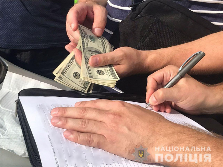 Дельцы пытались провезти морем партию контрабанды из ОРДЛО: Попались на взятке