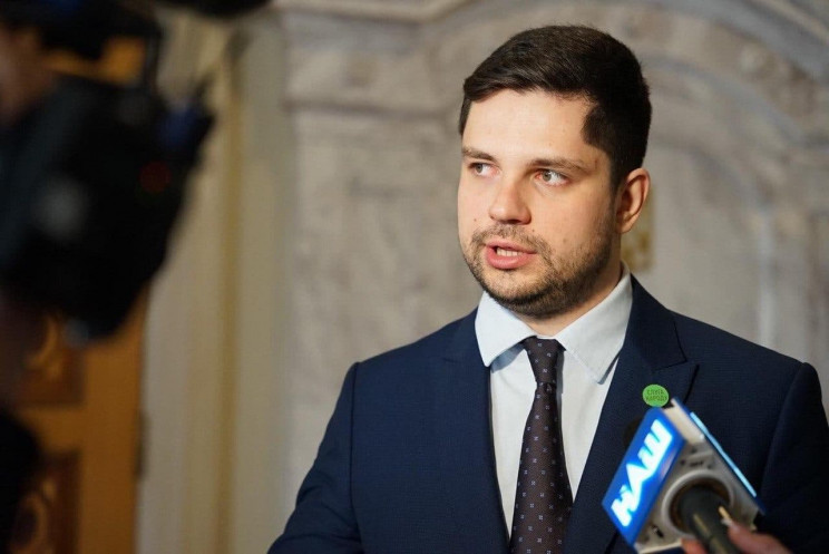 У “слуг” сказали, будут ли увольнять Малюську и Венедиктову