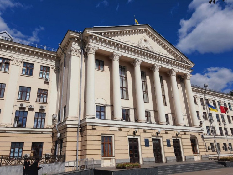 Уволенный Буряком секретарь Запорожского горсовета от “слуг” остается в должности