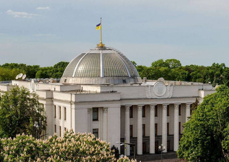 Кулуары Верховной Рады снова открыли для журналистов