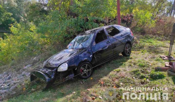 В Полтавской области легковушка оказался в реке, погибли трое мужчин
