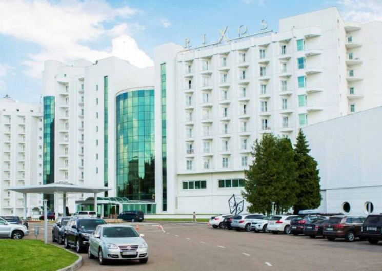 В трускавецких гостиницах, где в эти выходные должны остановиться “слуги”, раскупили все номера