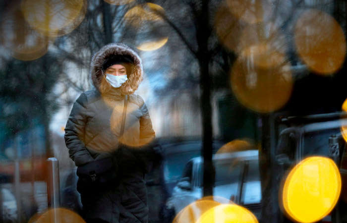 Украинцев разделят на вакцинированных и невакцинированных: что изменится