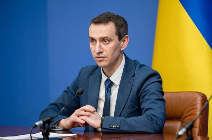 В Украине вводят обязательную вакцинацию для некоторых категорий населения