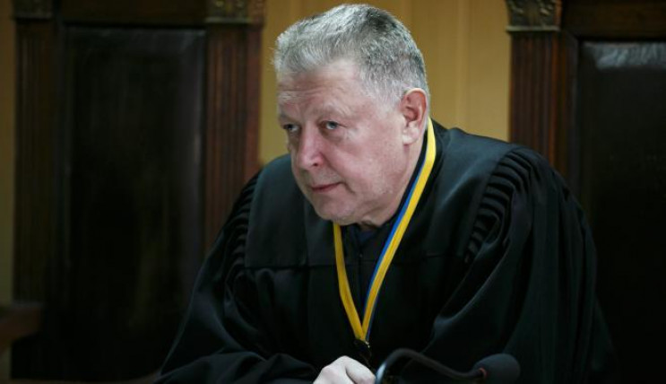 Штепа, “рюкзаки Авакова” и одиозная чиновница: В Харькове уволили судью, который занимался резонансными делами