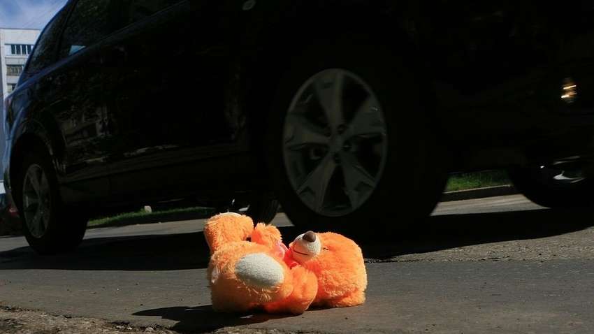 Автокатастрофа в Николаеве: 15-летний парень насмерть сбил ребенка