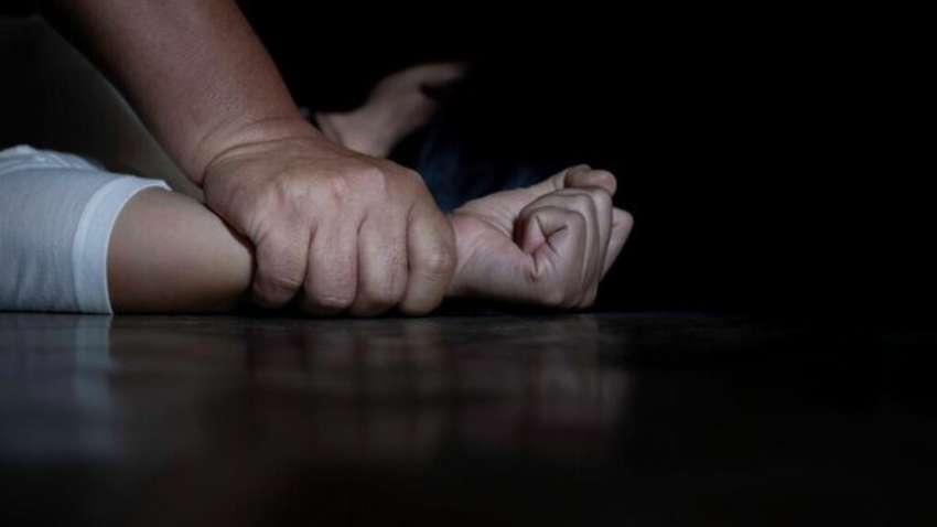 На Закарпатье трое несовершеннолетних ребят напали и изнасиловали 14-летнюю девушку