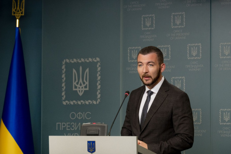 Сбор подписей за отставку Разумкова: У Зеленского говорят, что он непричастен, и перевели всю ответственность на Арахамию