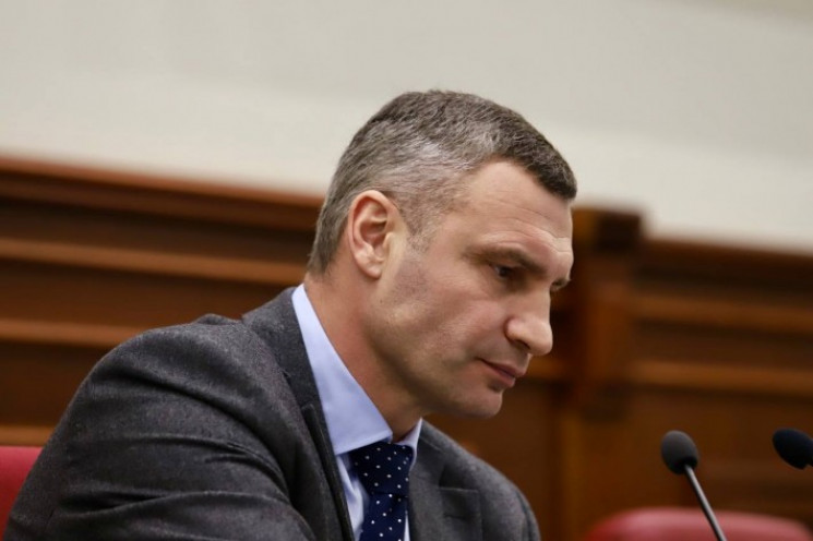 Кличко отправил в отпуск своих заместителей