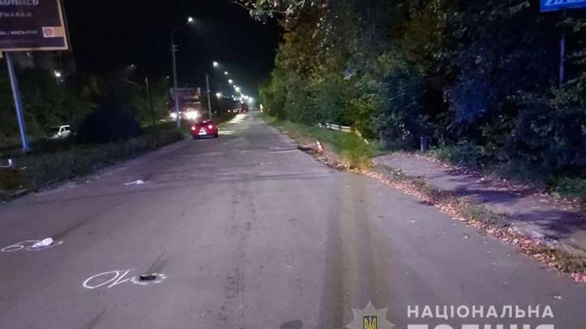 Тело отбросило на несколько метров: в Тернополе сбили насмерть 28-летнюю девушку