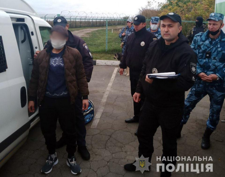 На Донетчину вернули убийцу, который 8 лет скрывался на России
