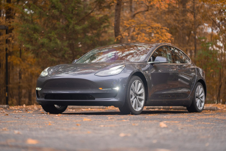 У Tesla обнаружили серьезный дефект: Двигатель может выйти из строя из-за дождя