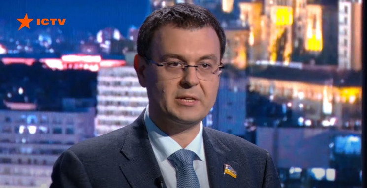 “Вы хотели, чтобы я был спикером политсилы”: Разумков и Гетманцев поссорились в эфире