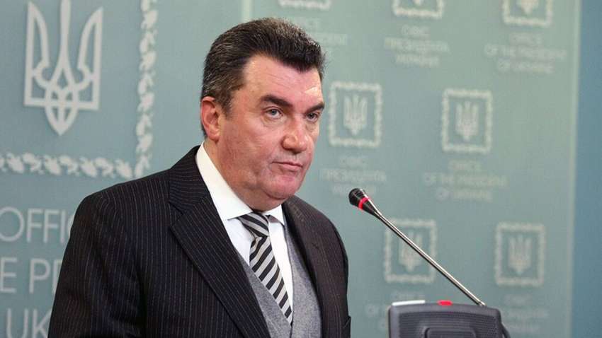 В СНБО рассказали, когда ожидать пика заболеваемости коронавирусом