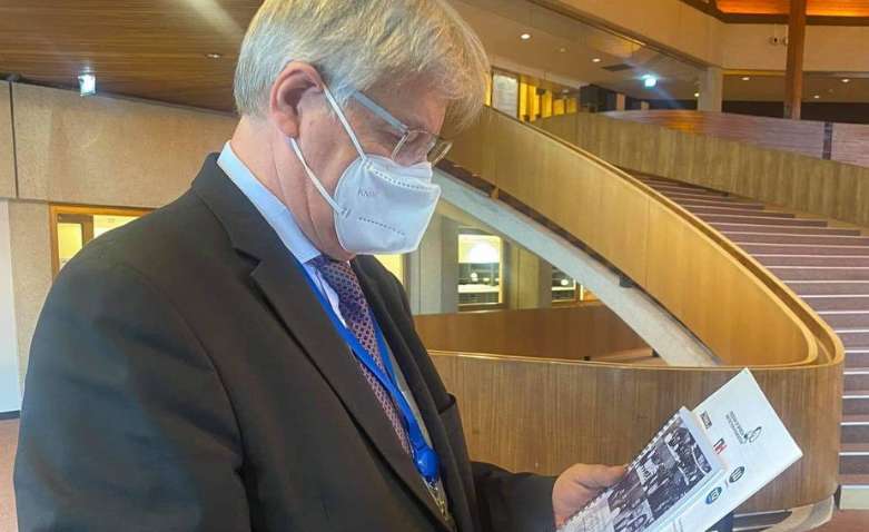 Член делегации ПАСЕ высказался о запрете независимых медиа в Украине: “Это отдельный вопрос”