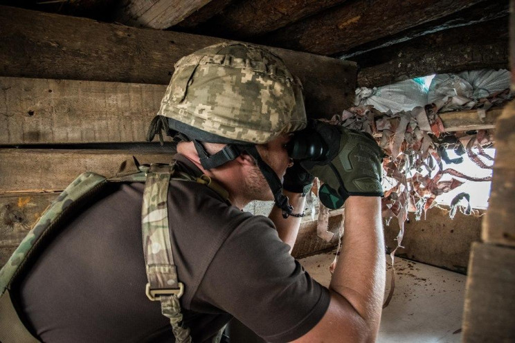 Россия на Донбассе усиливает позиции и готовится к зиме, – разведка Минобороны