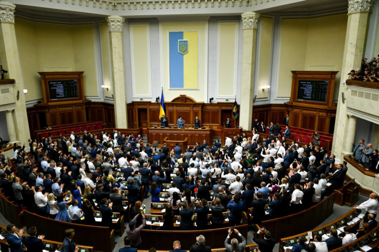 В Раде могут собрать еще одно внеочередное заседание: Что хотят рассмотреть