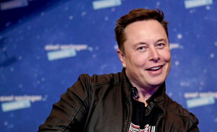 Пользователи Twitter потребовали от Маска продать акции Tesla