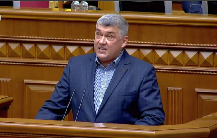 Нардеп-мажоритарщик Роман Соха заявил о выходе из фракции “Слуга народа”: Кто он такой