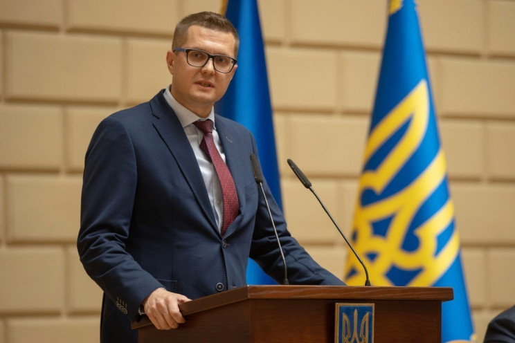 Баканов прокомментировал санкции против самолетов американских компаний