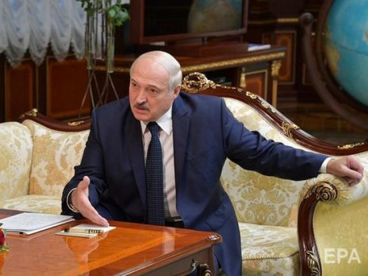 Лукашенко назвал Зеленского “случайным человеком в политике”