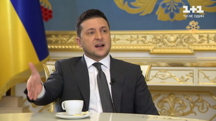 Зеленский объяснил, почему после саммита с Путиным Байден побеседовал с ним не первым