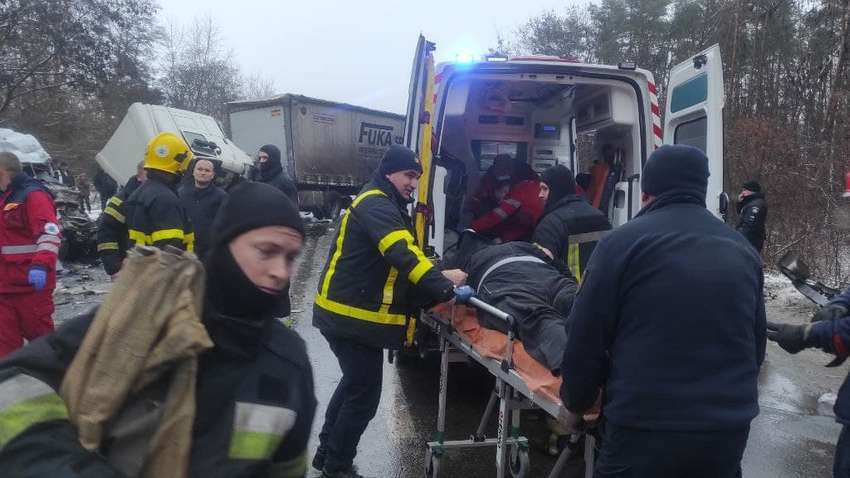 “Он может что-то с собой сделать”: жена водителя, подозреваемого в ДТП под Черниговом
