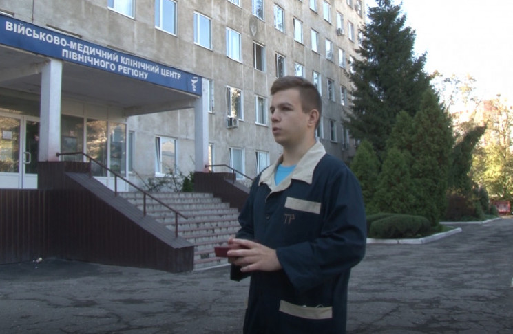 В Харькове дали квартиру курсанту, выжившему во время авиакатастрофы Ан-26
