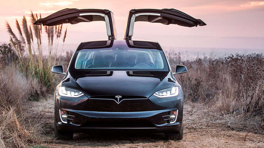Парижская компания такси приостановила использование автомобилей Tesla из-за смертельной аварии