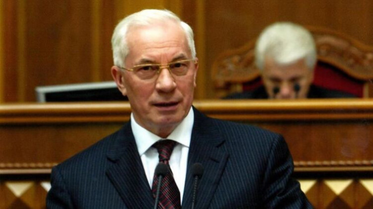Азаров подал иск в ОАСК против СНБО: Чего хочет экс-премьер