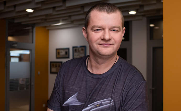 Украинец Поляков под давлением правительства США продает свою долю в Firefly: причина – угроза РФ