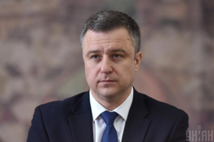 Кулеба раскритиковал Зеленского за призыв передавать средства детдомам, вместо подарков на день рождения (ВИДЕО)