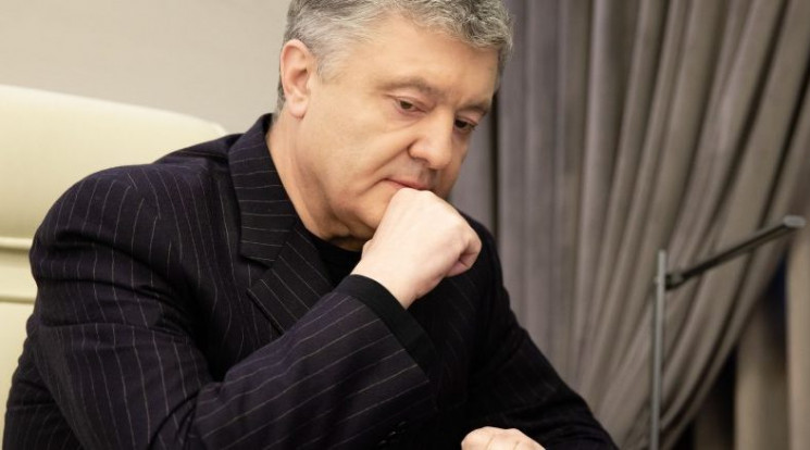 В ГБР назвали дату и время, когда ждут Порошенко на допрос