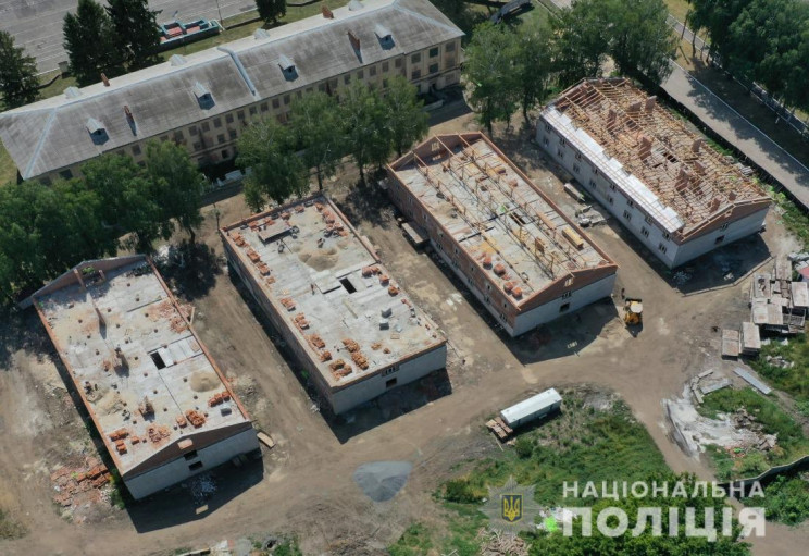 На строительстве казарм Хмельницкой области присвоили 6 млн грн