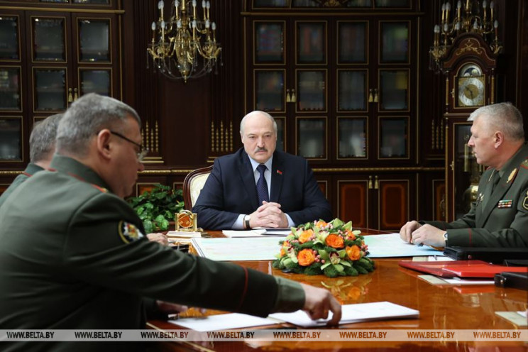 Лукашенко заявил о наращивании украинских войск возле белорусской границы
