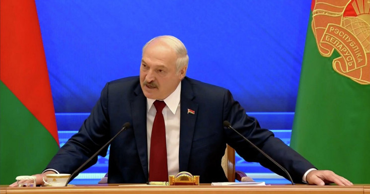 Лукашенко обвинили в геноциде и подали против него иск в Гаагу