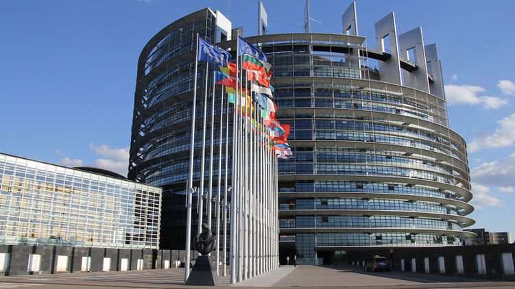 В Европарламенте могут наложить санкции на украинских судей из-за дела Порошенко