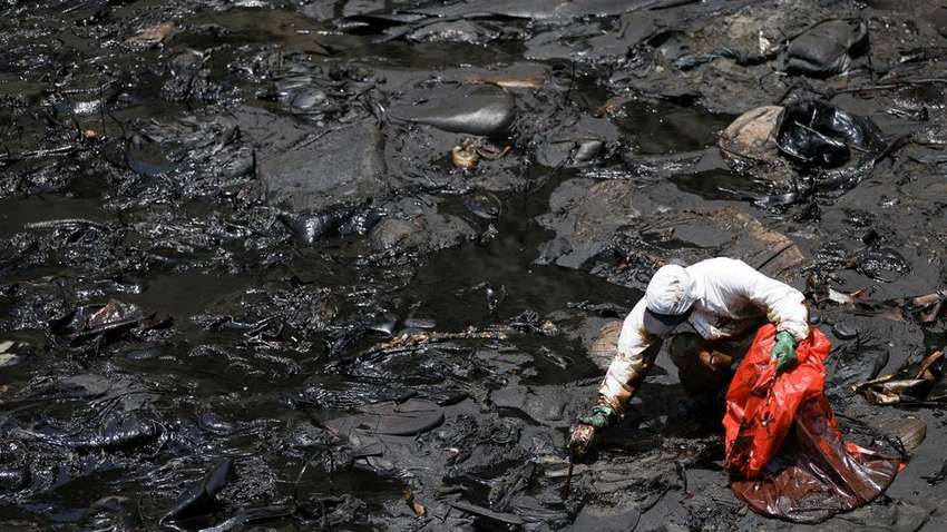 Извержение вулкана и цунами в Тонге повлекло за собой масштабный разлив нефти (ФОТО)
