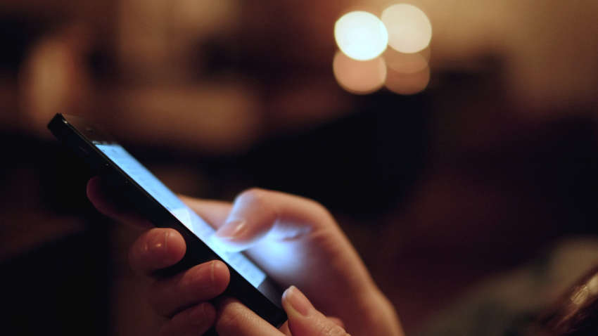 Мошенники в Украине могут красть деньги через Wi-Fi: как не стать жертвой