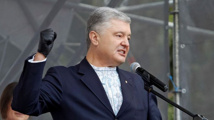 “Купил попкорн”: Тищенко сравнил возвращение Порошенко с митингами Партии регионов