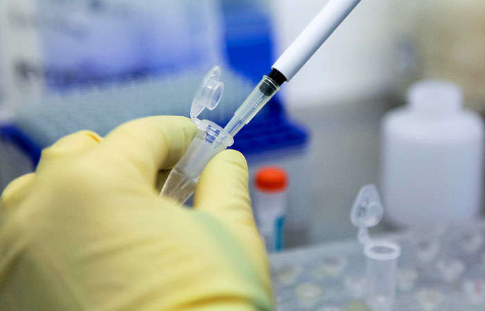 Уникальная вакцина против COVID-19, которой нужно прививаться всего 1 раз: где она появилась