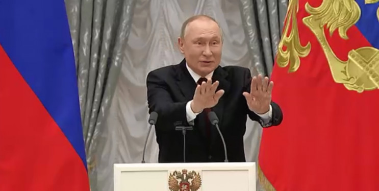 Путин предложил Порошенко политическое убежище