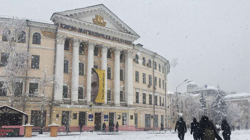 Квит вместо признания неправоты, прячется за спинами студентов, – могилянец