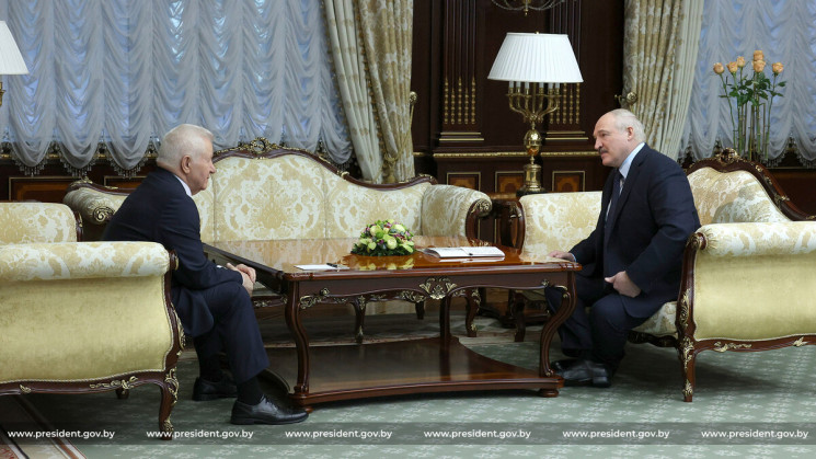 К Лукашенко поехал экс-председатель Верховной Рады: О чем говорили политики
