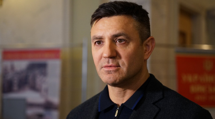“Улыбающаяся девочка”: Тищенко вызывают в Киевсовет из-за сексистского заявления