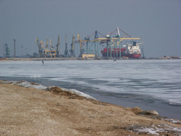 Россия отказалась от перекрытия части Азовского моря под свои военные учения