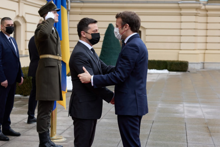 Франция предоставит Украине техники на более чем 1 млрд евро